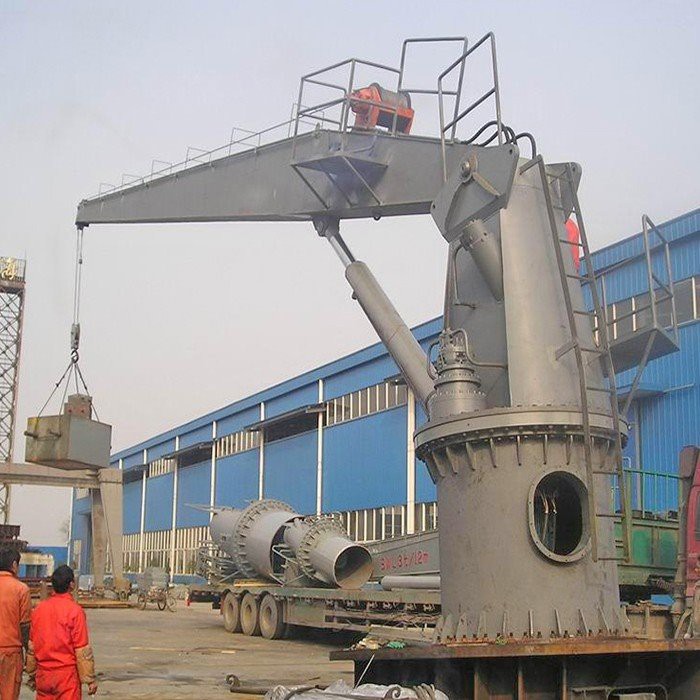 Floating crane manufacturer